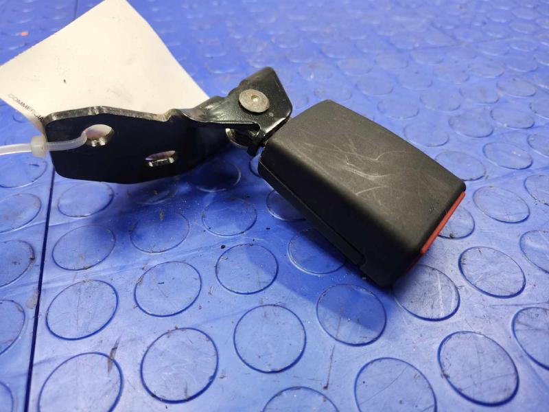 2018 Jeep Compass Rear Seat Belt