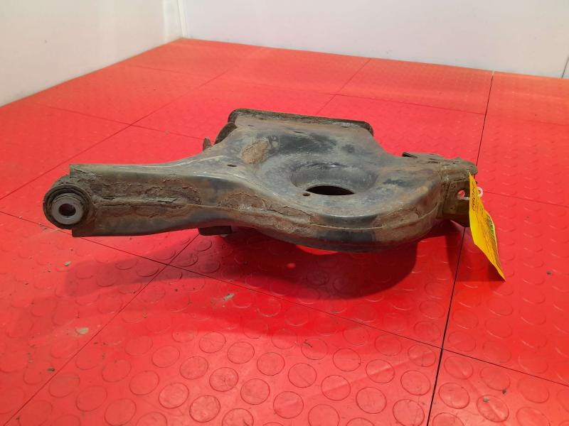 2015 Nissan Altima Lower Control Arm Rr