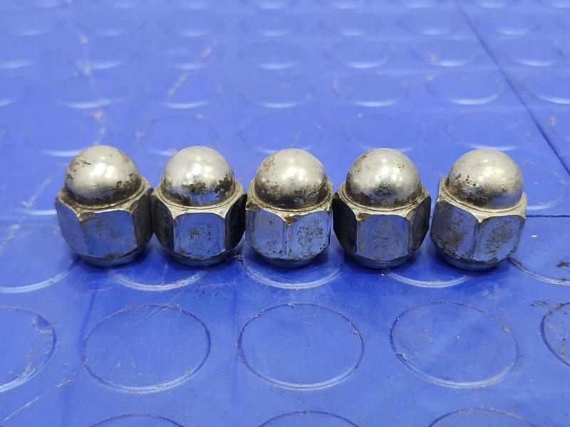 2020 Subaru Forester Lug Nuts
