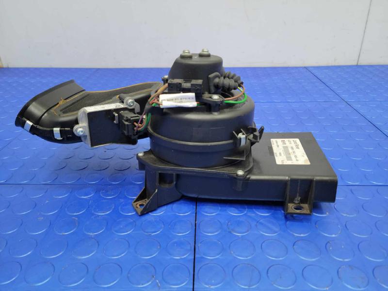 2010 Land Rover Range Rov Blower Motor
