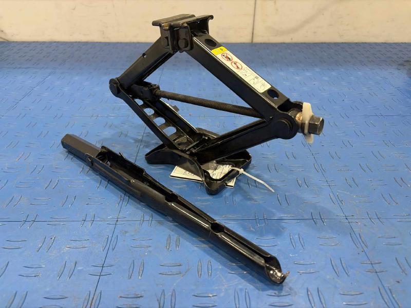 2012 Jeep Compass Jack Assembly