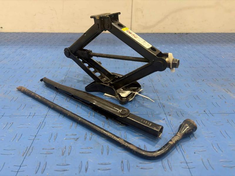 2012 Jeep Compass Jack Assembly