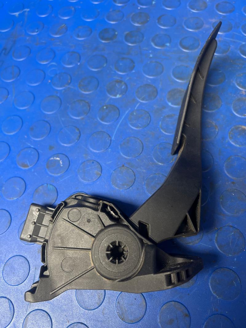 2012 Buick LaCrosse Pedal Assembly