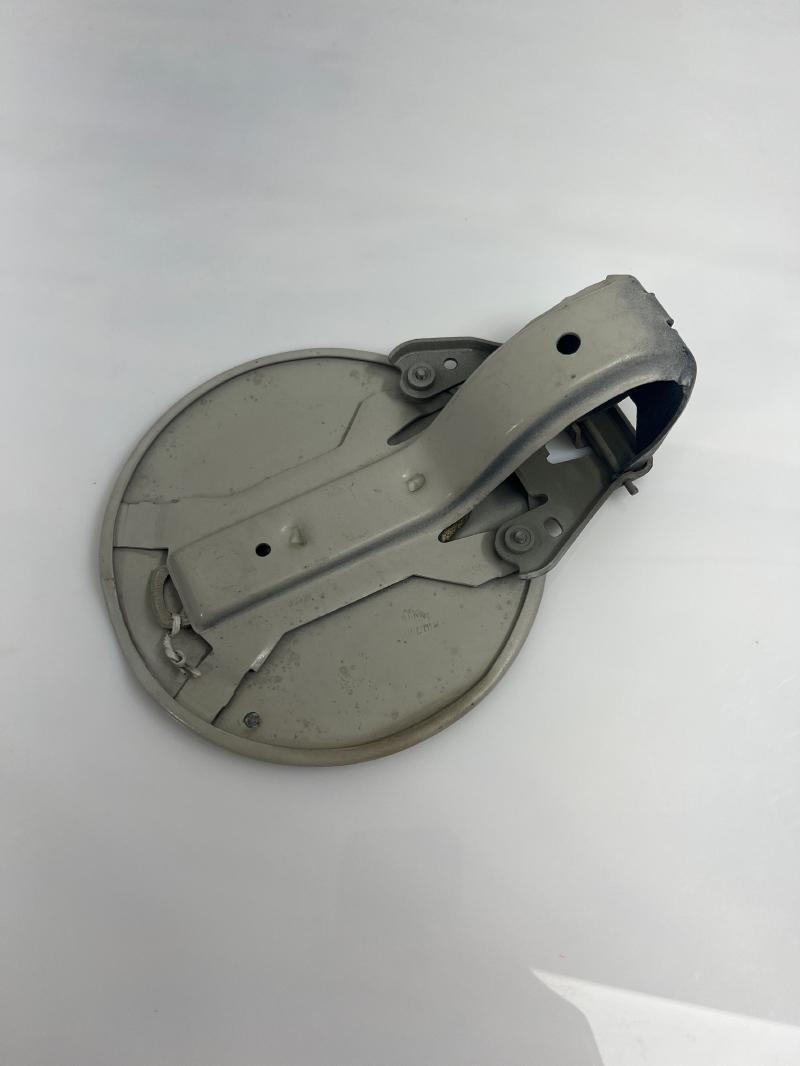 2006 Ford Expedition Fuel Tank Door