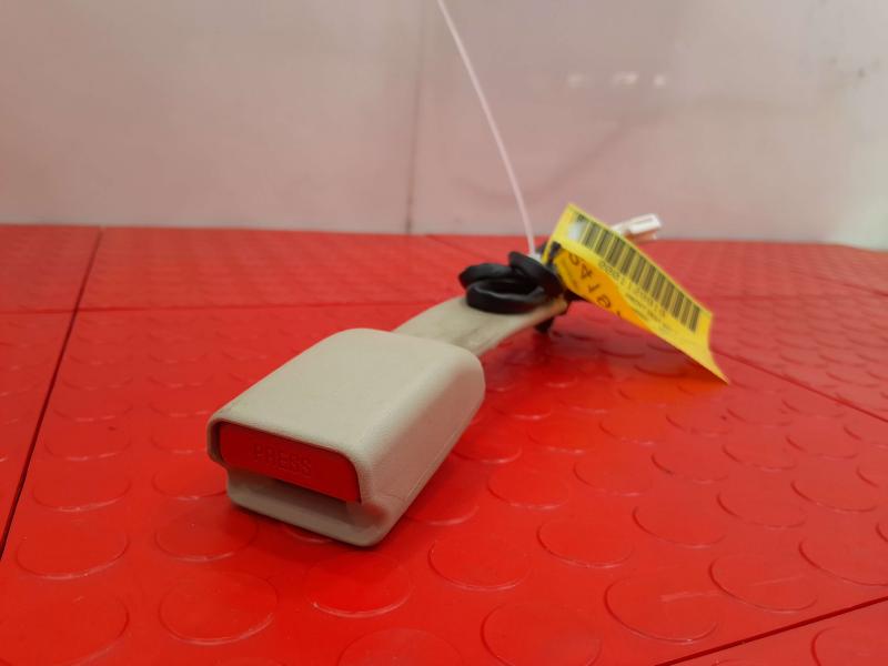 2020 Nissan Armada Front Seat Belt