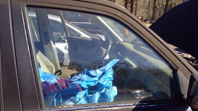 1997 - 2001 Honda CRV Front Door Glass RH Passenger Side OEM 73300S10A00