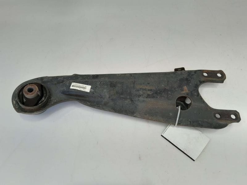 2014 Kia Sedona Lower Control Arm Rr