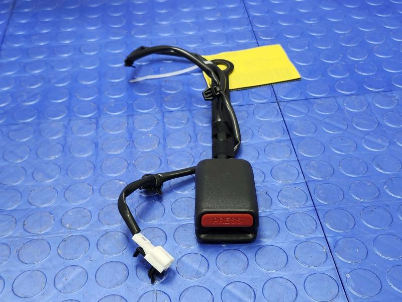 2025 Nissan Versa Front Seat Belt