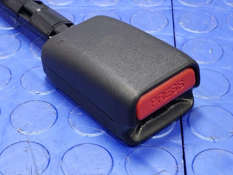 2025 Nissan Versa Front Seat Belt