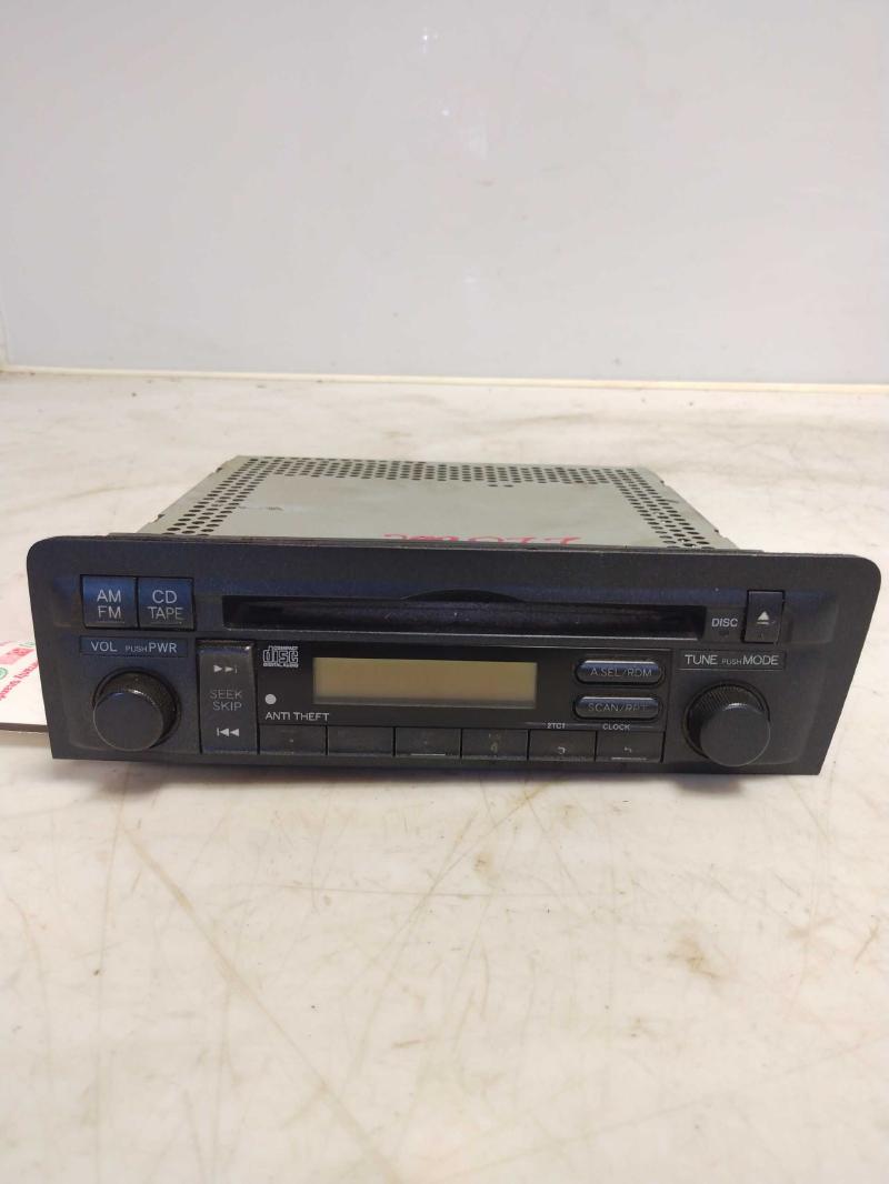 2001 - 2003 Honda Civic Radio AM FM Single CD 4Dr Sedan OEM