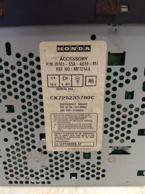 2001 - 2003 Honda Civic Radio AM FM Single CD 4Dr Sedan OEM
