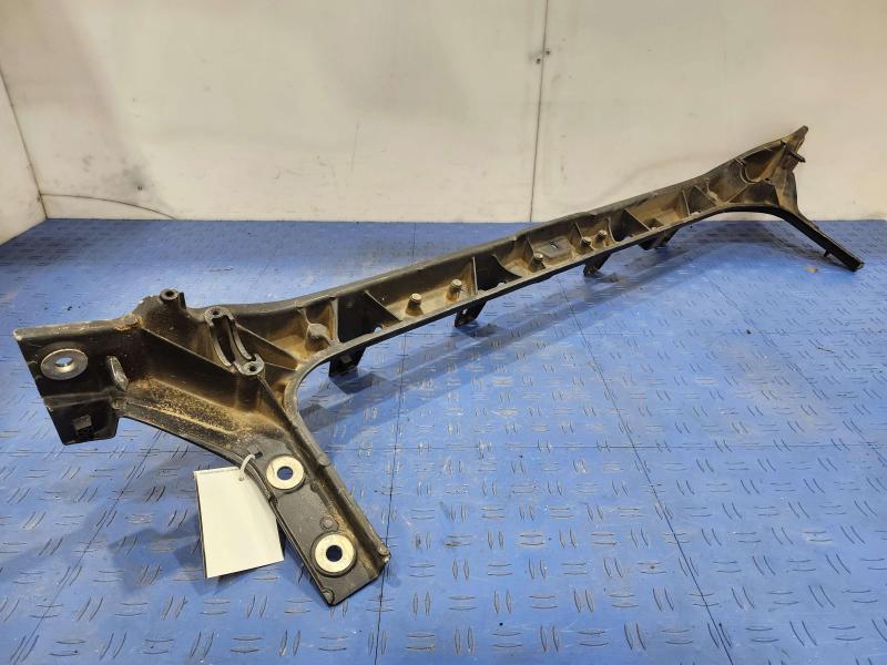 2012 Ford F-250 Super Duty Radiator Support