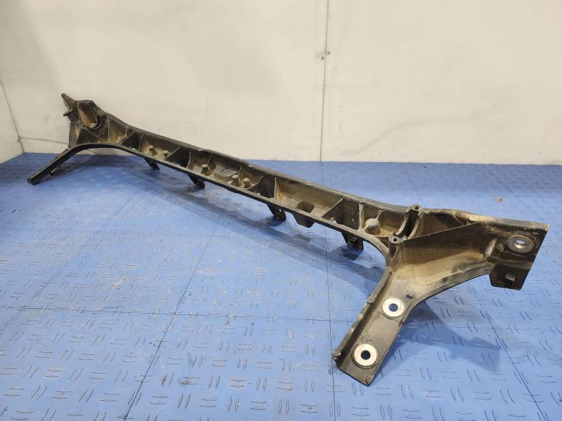 2012 Ford F-250 Super Duty Radiator Support
