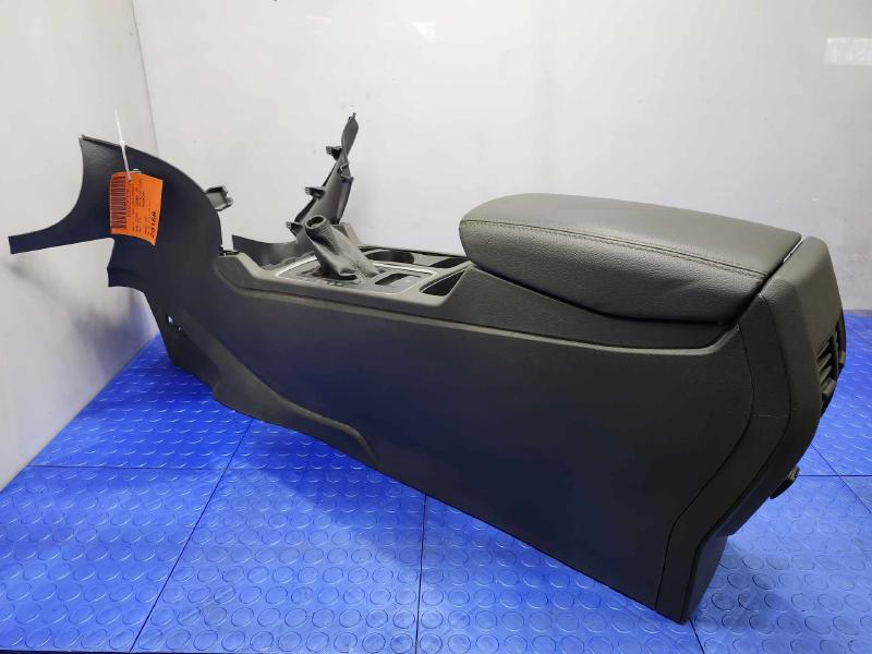 2018 Ford Escape Front Console
