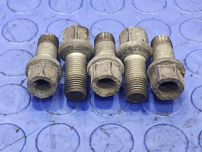 2015 Volkswagen Golf Lug Nuts