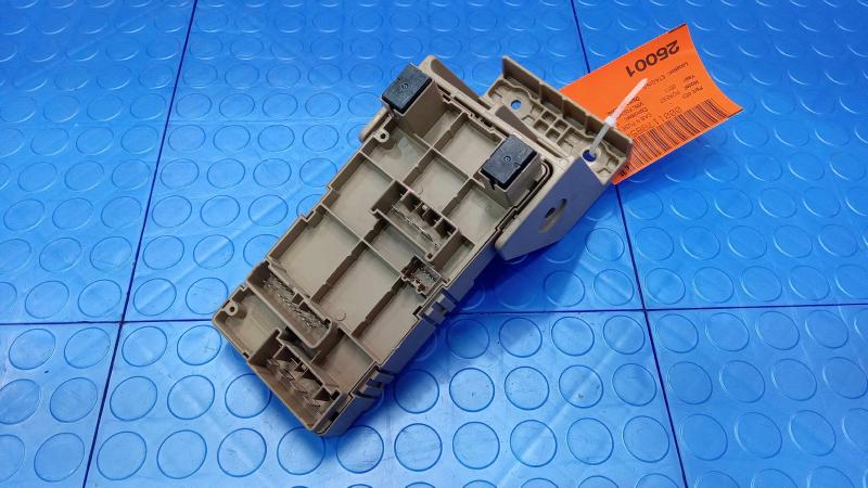 2009-2013 Subaru Forester Cabin Fuse Box Juntion Block Genuine OEM 82201FG010