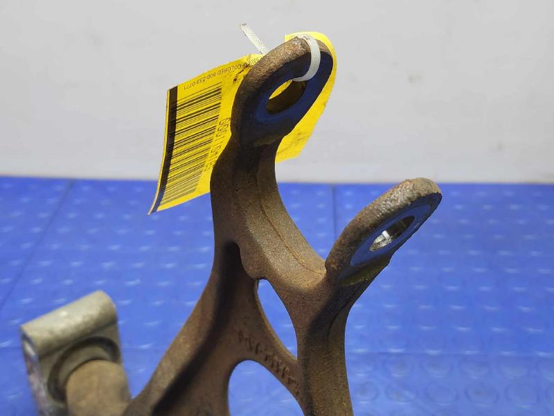 2013 Ford Taurus Upper Control Arm Rear