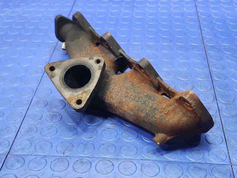 2017 Jaguar XE Exhaust Manifold