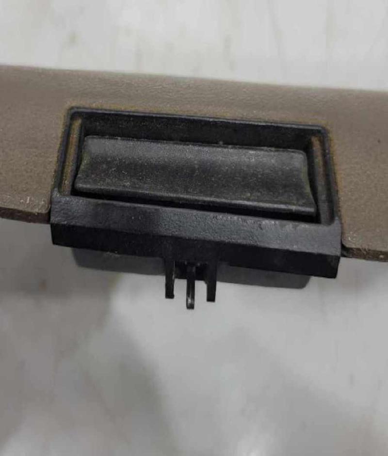 1994 GMC Sierra 1500 Glove Box