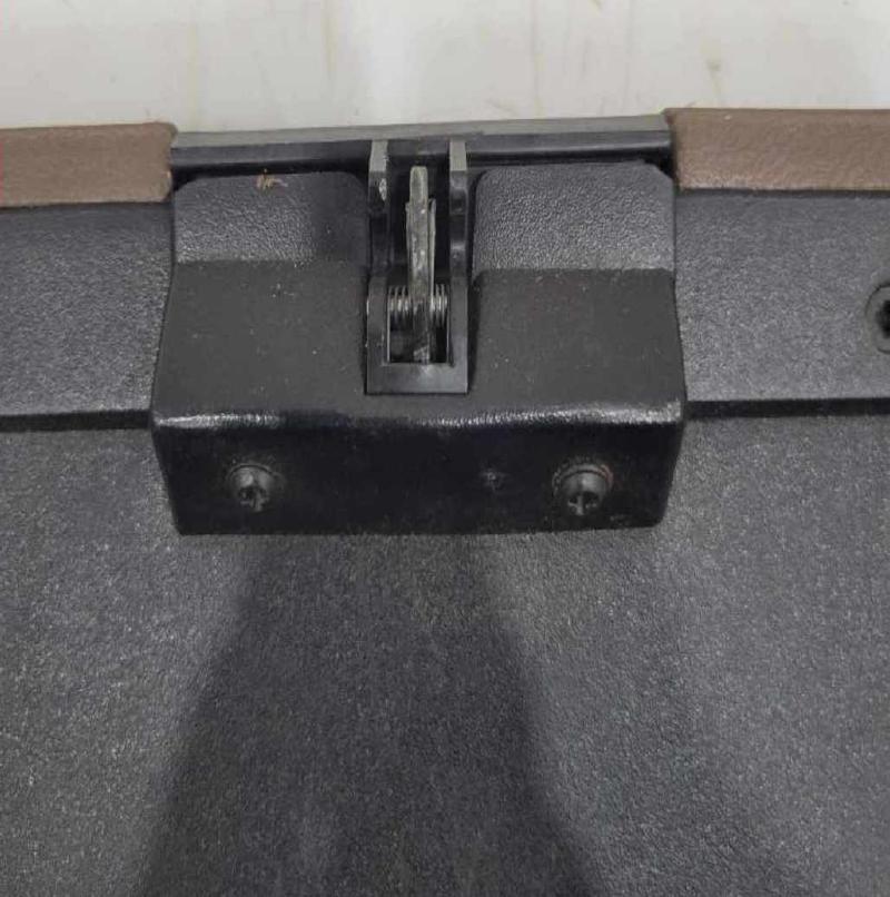 1994 GMC Sierra 1500 Glove Box