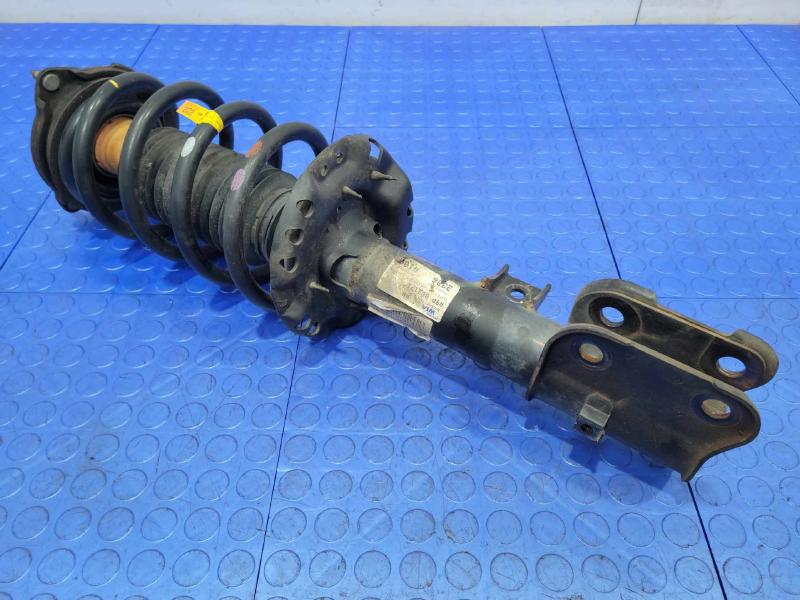 2016 Kia Sedona Strut Assembly