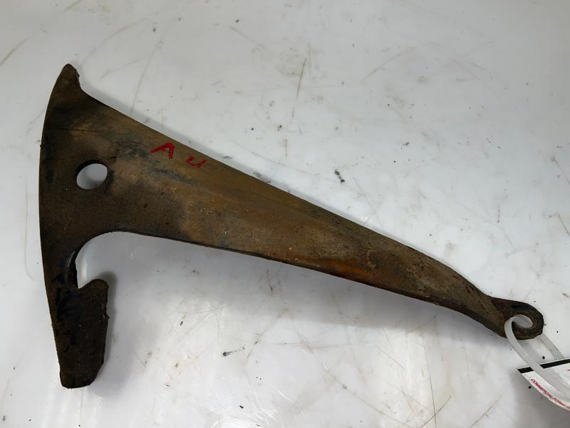 1976 Oldsmobile Cutlass Alternator Bracket