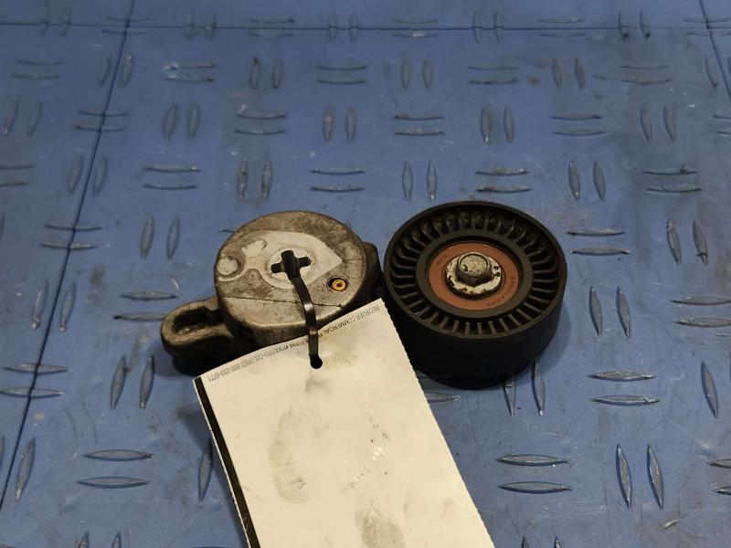 2013 Toyota Camry Engine Belt Tensioner