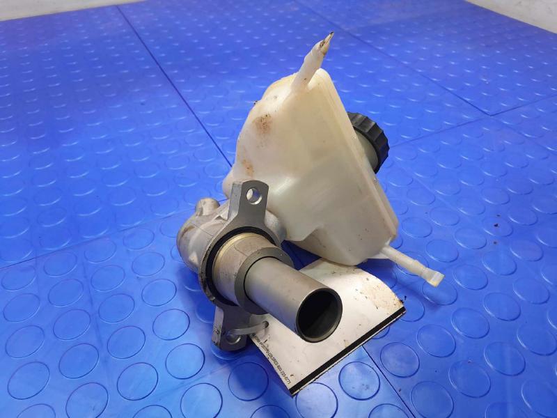 2017 Mercedes C-Class Master Cylinder
