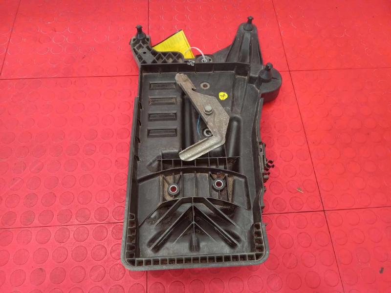 2018-2024 Volkswagen Atlas Battery Tray Carrier Holder Genuine OEM 3QF915331