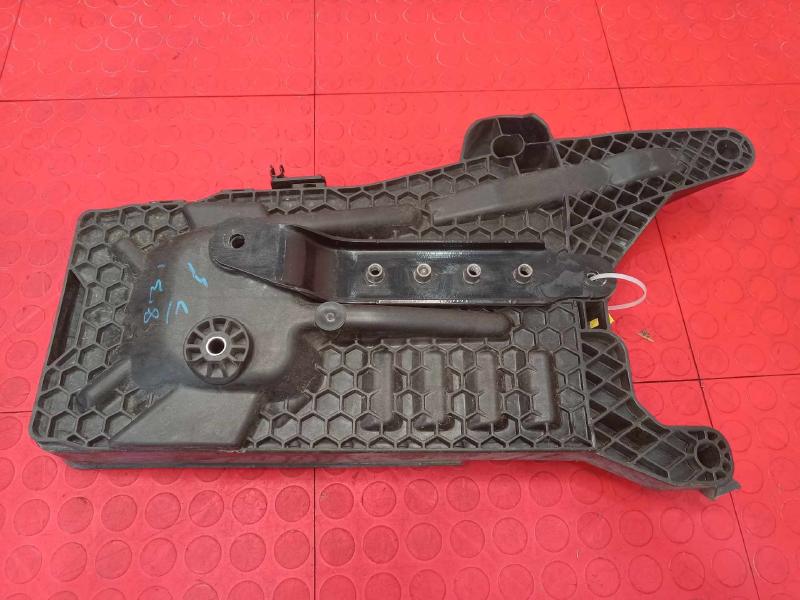 2018-2024 Volkswagen Atlas Battery Tray Carrier Holder Genuine OEM 3QF915331