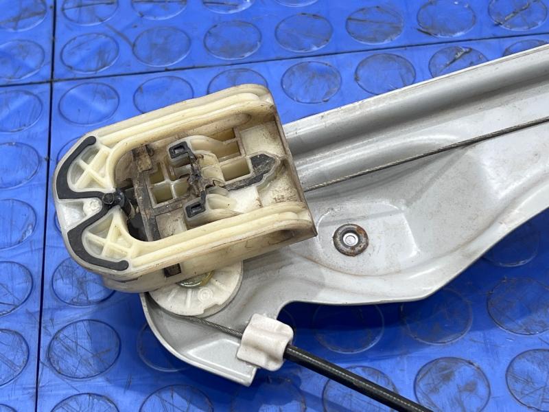 2020 GMC Terrain Front Door Regulator