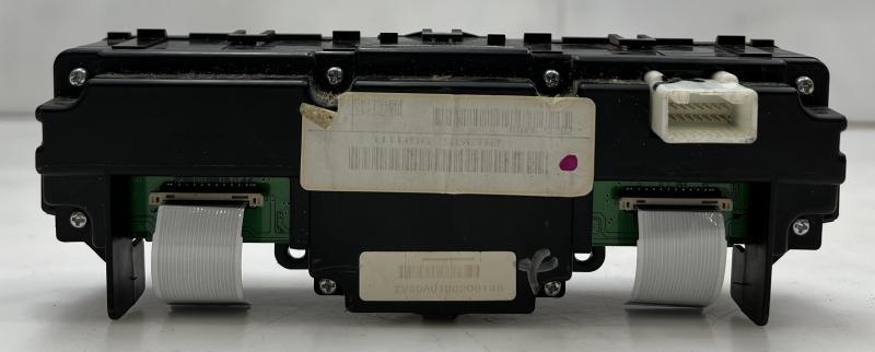 2011 Nissan Armada Audio & Visual Equip.(Radio)