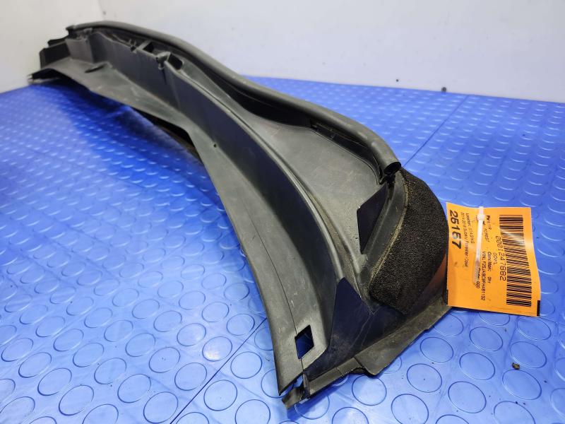 2014-2018 Subaru Forester Cowl Panel Grille Genuine OEM 91419SG031