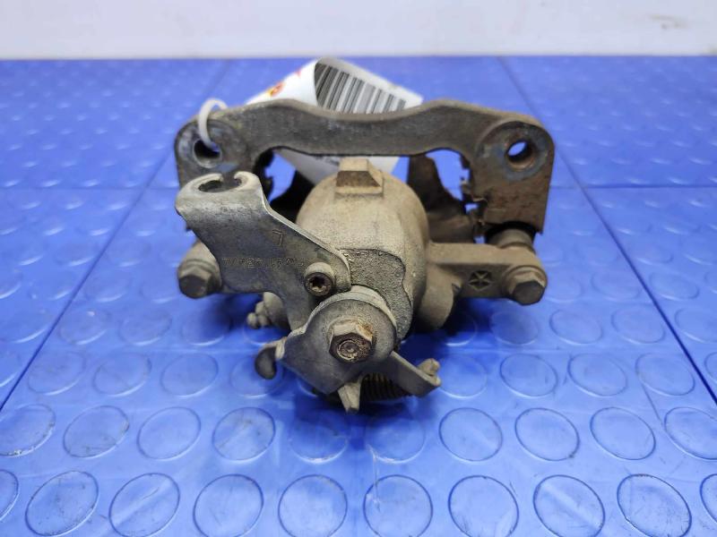 2009 Volkswagen Routan Caliper