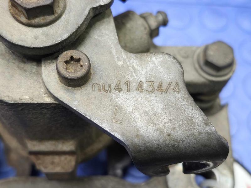 2009 Volkswagen Routan Caliper