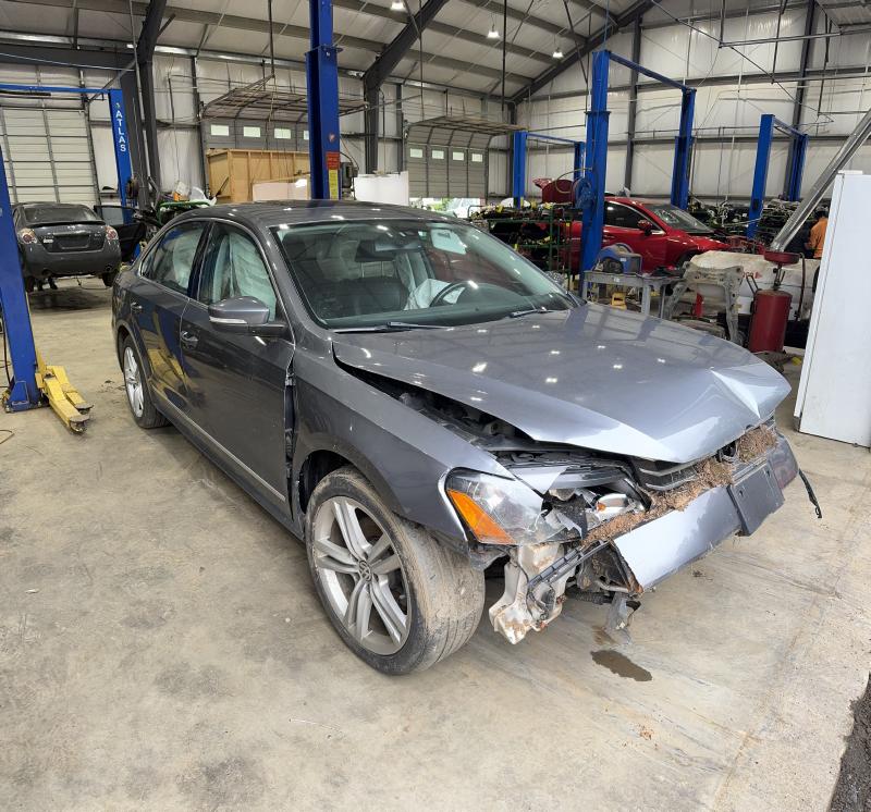 2014 Volkswagen Passat Back Glass/Window