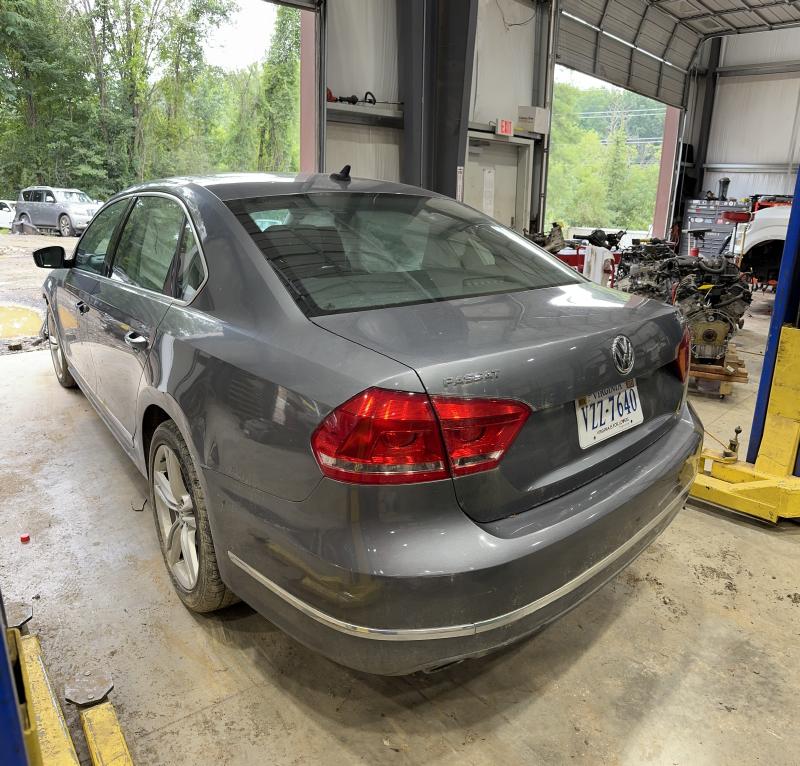 2014 Volkswagen Passat Back Glass/Window