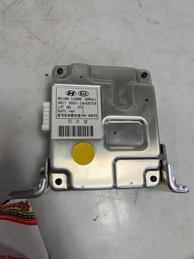 2014 Kia Sorento Converter/Inverter/Charger