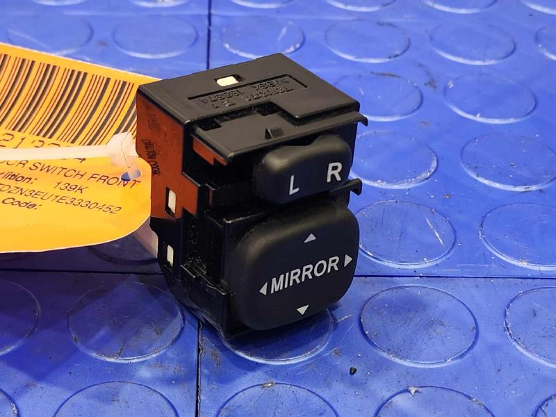 2014-2018 Toyota Prius V Power Door Mirror Control Switch OEM 8487252030