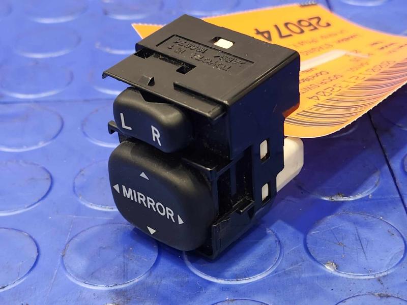 2014-2018 Toyota Prius V Power Door Mirror Control Switch OEM 8487252030