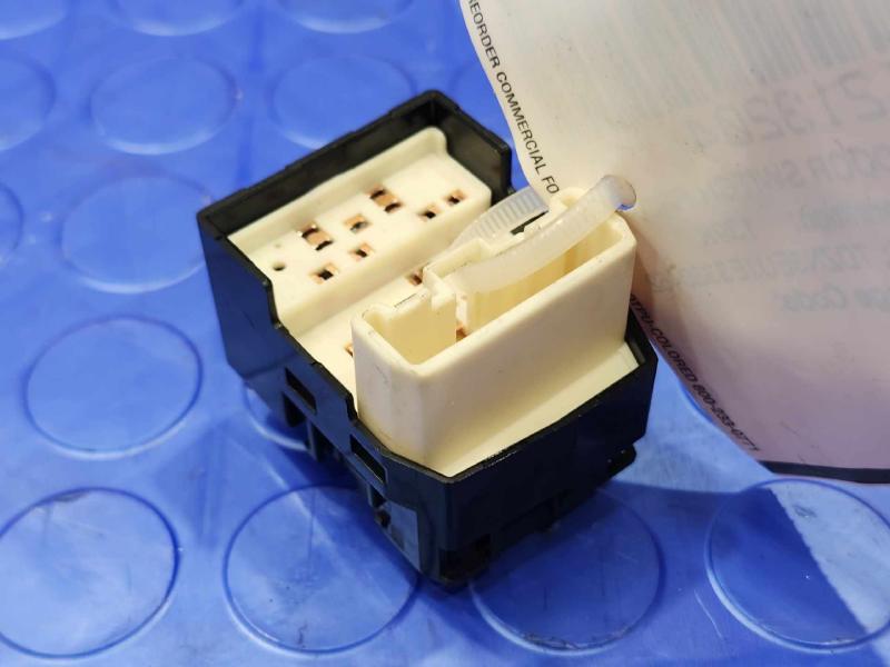 2014-2018 Toyota Prius V Power Door Mirror Control Switch OEM 8487252030