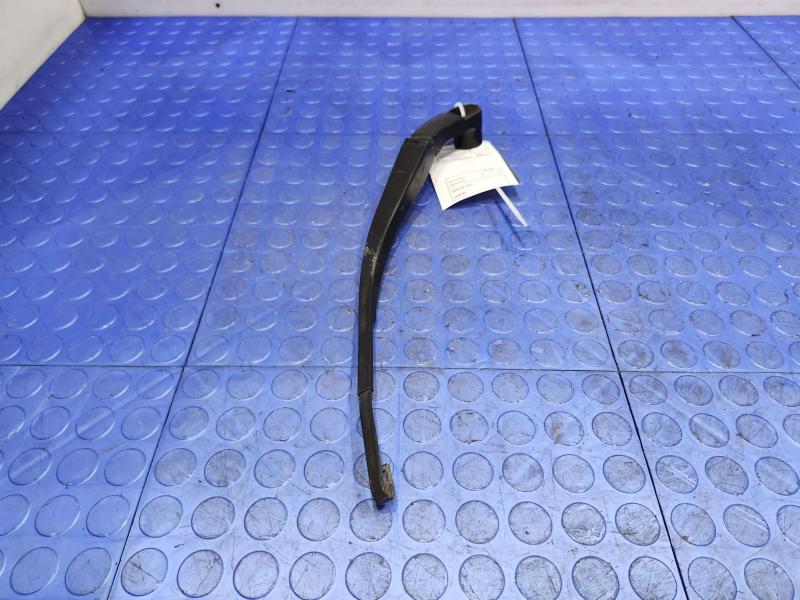 2007 Hummer H3 Wiper Arm
