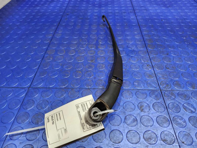 2007 Hummer H3 Wiper Arm