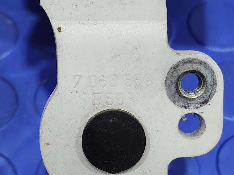 2008 BMW 128i Hood Hinge