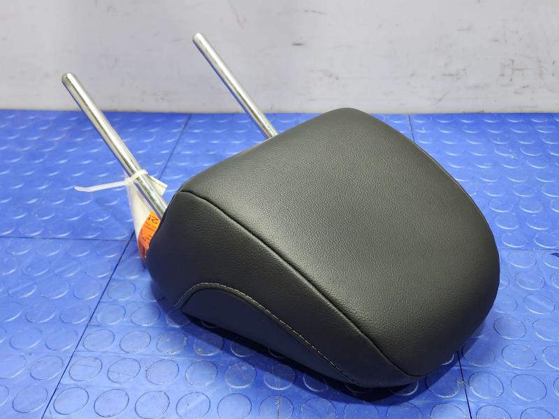 2019 Toyota Camry SE Front Seat Headrest Black Softex Left or Right Side OEM 7191006E91C8,RH