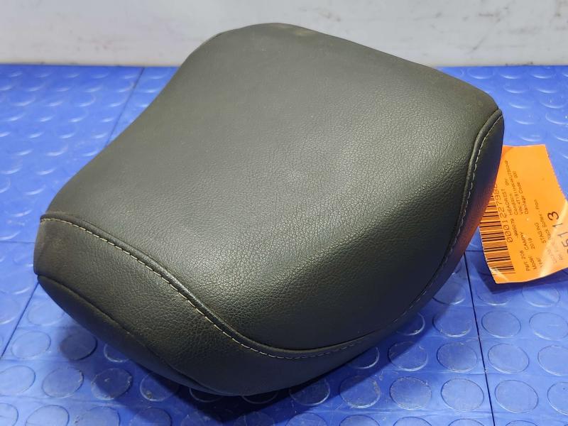2019 Toyota Camry SE Front Seat Headrest Black Softex Left or Right Side OEM 7191006E91C8,RH