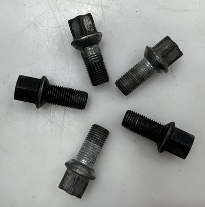 2012 Volkswagen Passat Lug Nuts