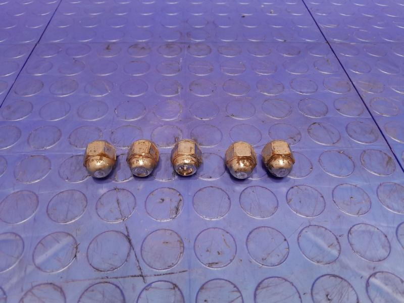 2011 Subaru Forester Lug Nuts