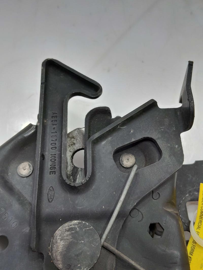 2010 - 2012 Ford Fusion Hood Latch Assembly Hood Lock OEM AE5Z16700A