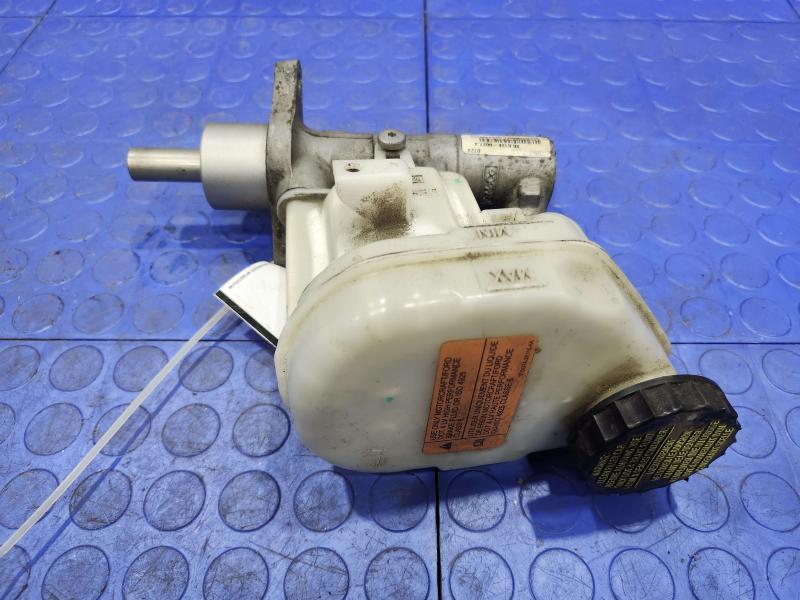 2013-2019 Ford Explorer Brake Master Cylinder Assembly Genuine OEM DG1Z2140B